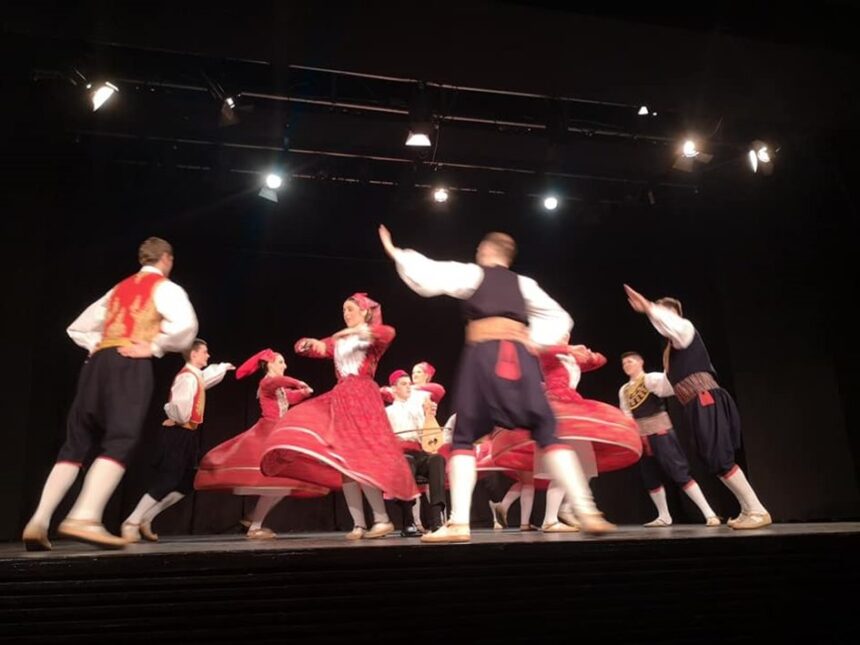 Škola folklora